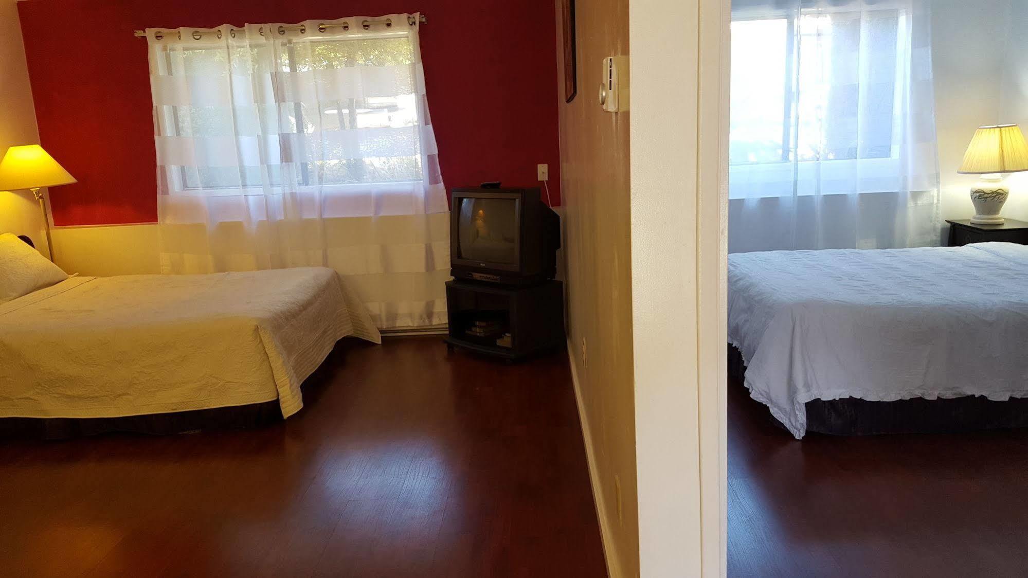 Croft Inn Motel Crofton Екстер'єр фото