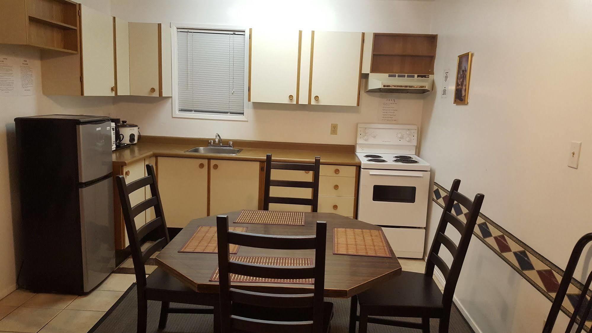 Croft Inn Motel Crofton Екстер'єр фото